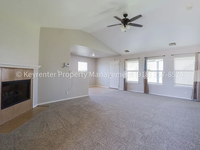 14709 E 107th Pl N — Photo 17