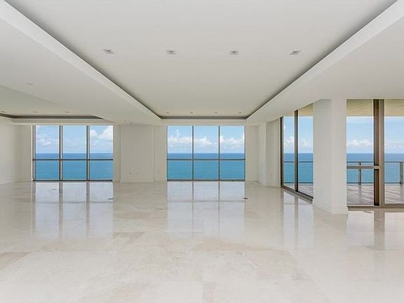 5th image of 17749 Collins Ave Unit Ts27