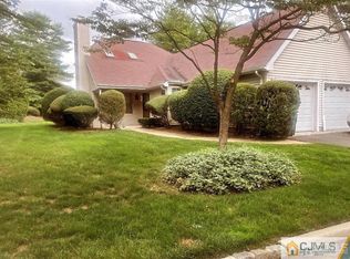 1 Jasmine Ln, Freehold, NJ 07728