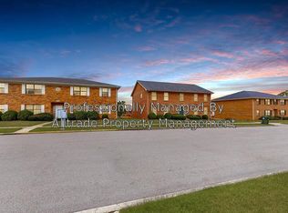 2394 Sterlington Rd #B, Lexington, KY 40517