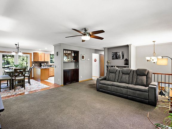 5th image of 6156 Barman Rd