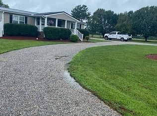 102 N Pointe Dr, Louisburg, NC 27549