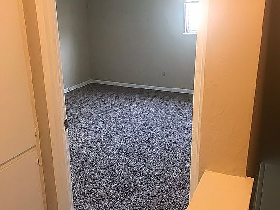 3rd image of 2169-2171 Amherst Ave