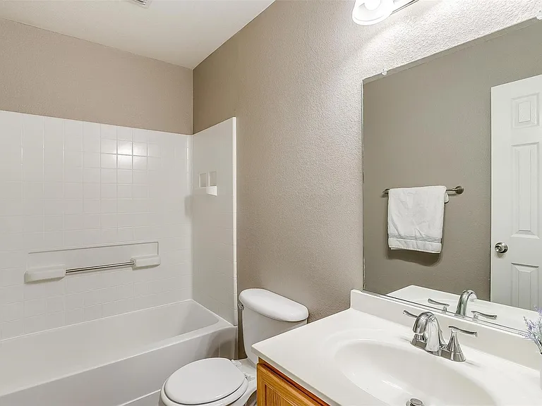 12609 Azure Heights Pl — Photo 13