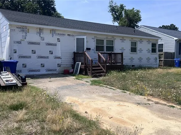 1112 80th St, Newport News, VA 23605