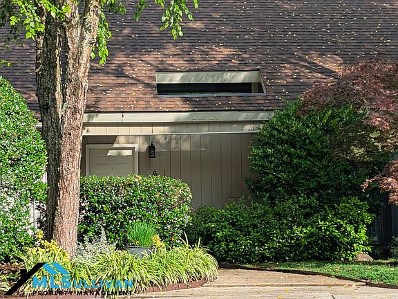2nd image of 4101 Five Oaks Dr #6-1