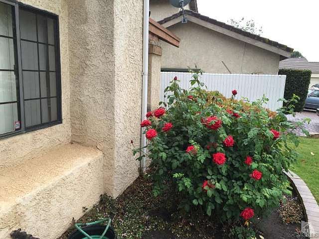 1st image of 562 Nicole Dr