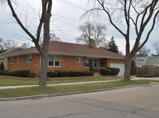 4520 Madison St, Skokie, IL