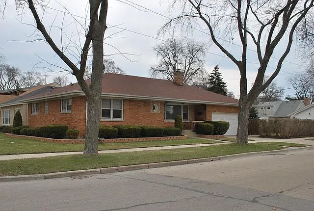4520 Madison St photo 1