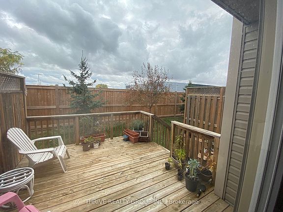 5th image of 3399 Castle Rock Pl #20