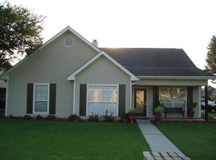 100 Pathway Ln, Lafayette, LA 70506