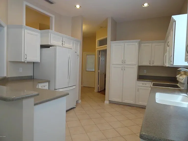 3320 Newbliss Cir — Photo 6