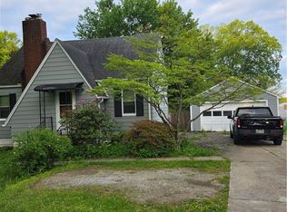 1944 W Turkeyfoot Lake Rd, Barberton, OH 44203