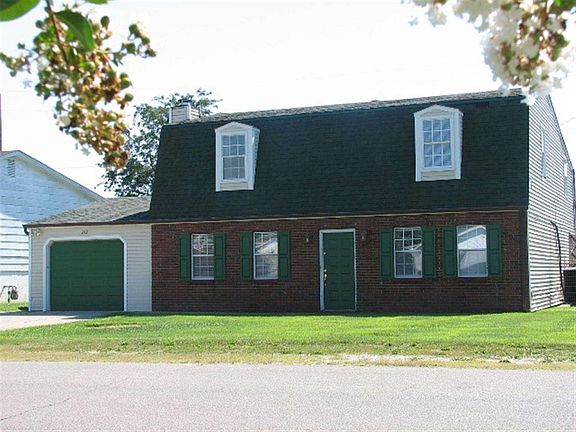 2nd image of 212 Linden Ave