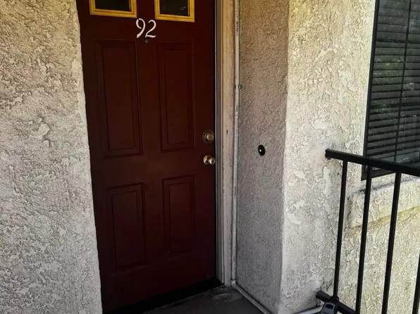 2554 Olive Dr APT 92, Palmdale, CA 93550