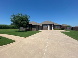 2433 NW 173rd St, Edmond, OK 73012