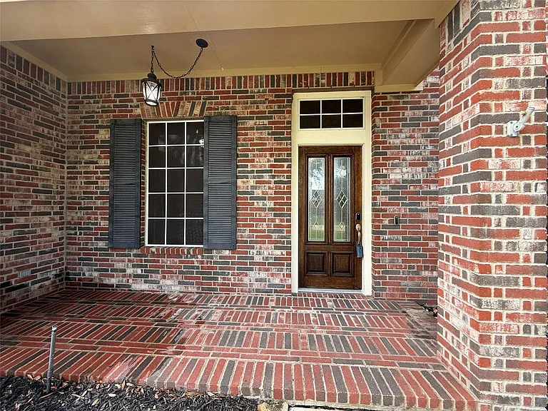 26823 Lakeridge Park Ln — Photo 3