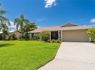1004 SE 26th Ter, Cape Coral, FL 33904