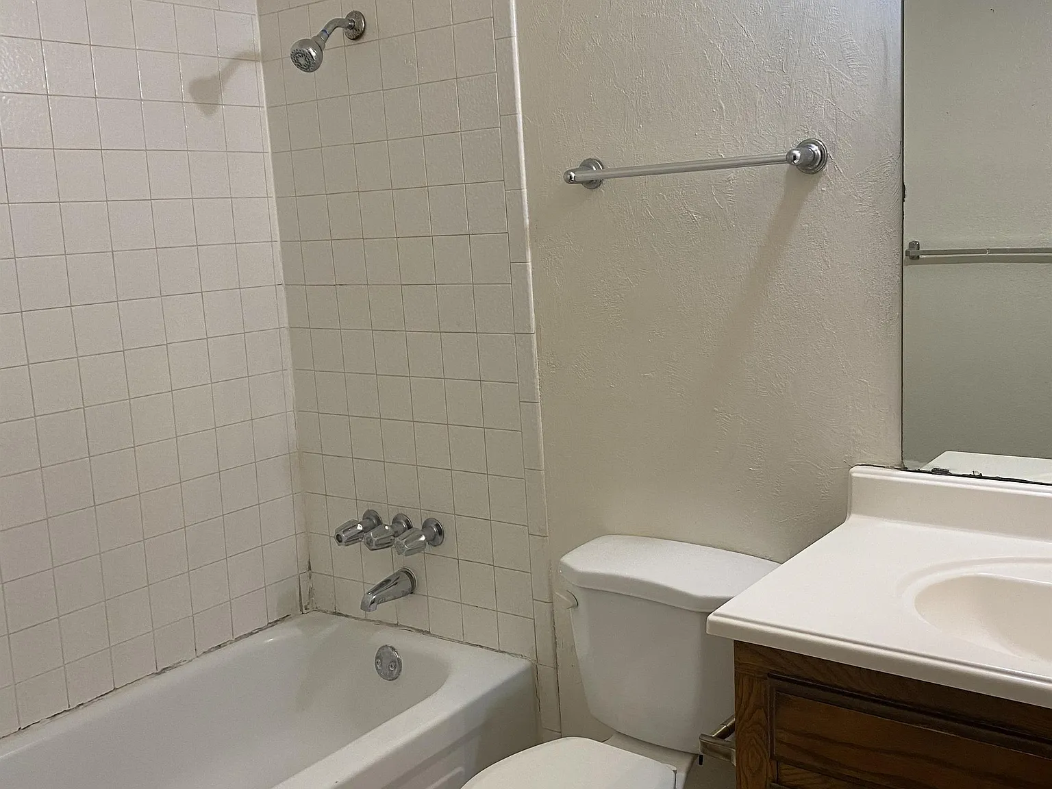 12606 Abbotts Way - 1 — Photo 2