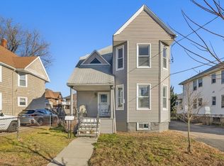 72 Freeman St, Quincy, MA 02170