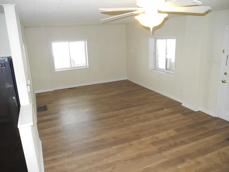21006 Jefferson Blvd #A — Photo 33