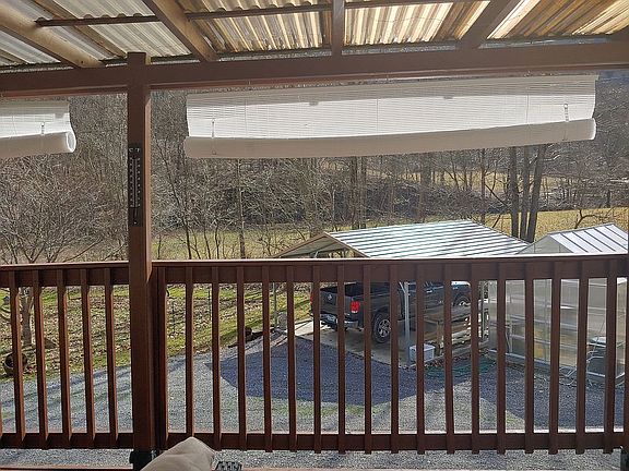 Carport/convertible 2 garage