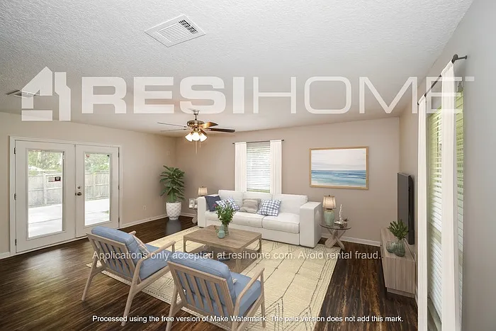 2051 Delray Ave — Photo 6