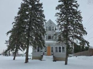 501 Forest St, Kenyon, MN 55946