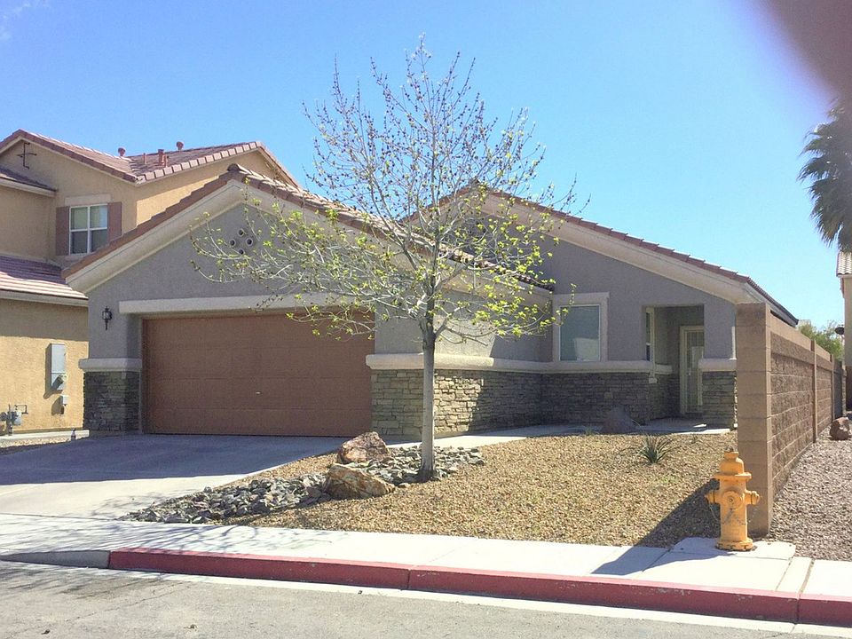 1st image of 345 Arrowbird Ave