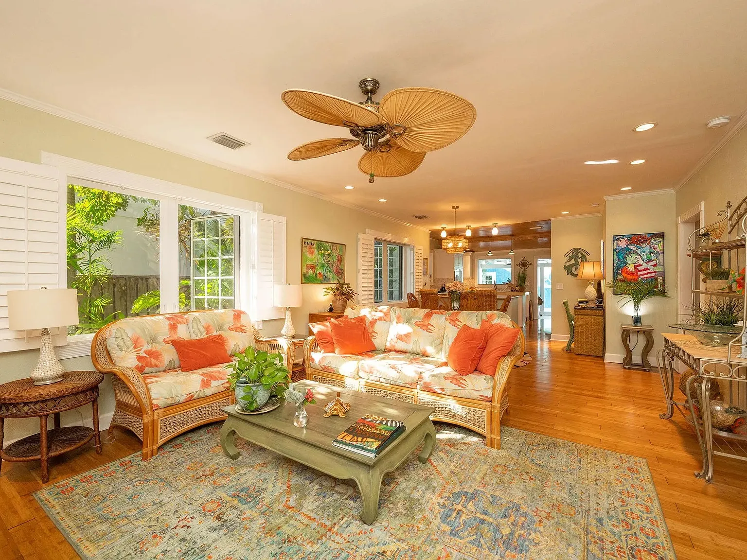 4 bed, 1747 sqft, $8,000 — Photo 4
