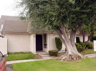 2160 W Banbury Cir, Anaheim, CA 92804