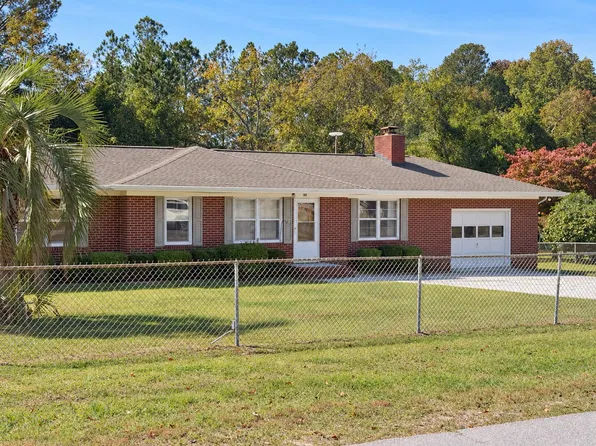 121 Northwest Dr, Aiken, SC 29801
