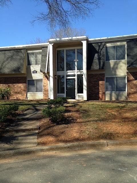 1st image of 5704 Brittany Ct APT 61