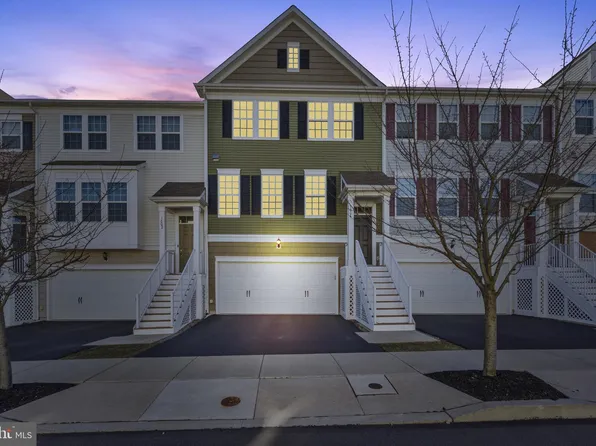 1804 Pinnacle Dr, Warrington, PA 18976