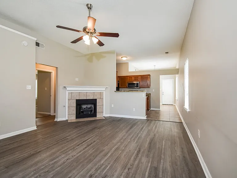 7340 Durango Dr — Photo 5