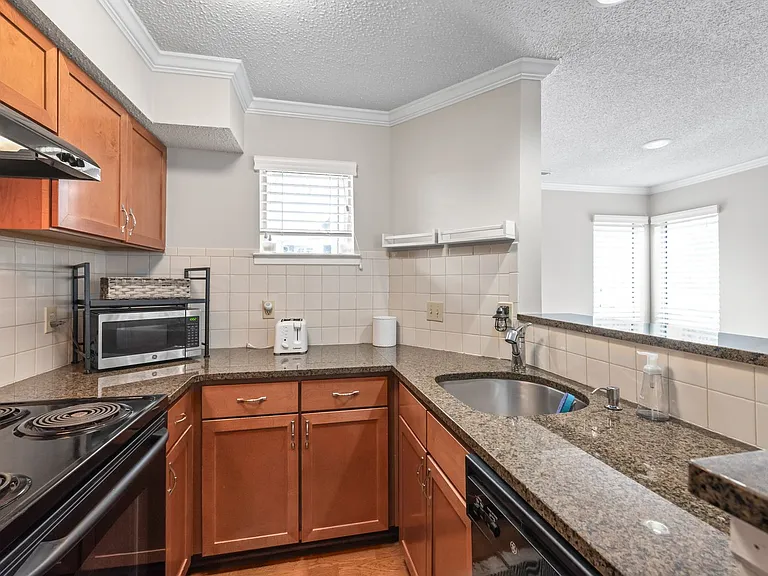 2510 Cranbrook Ln #22 — Photo 12