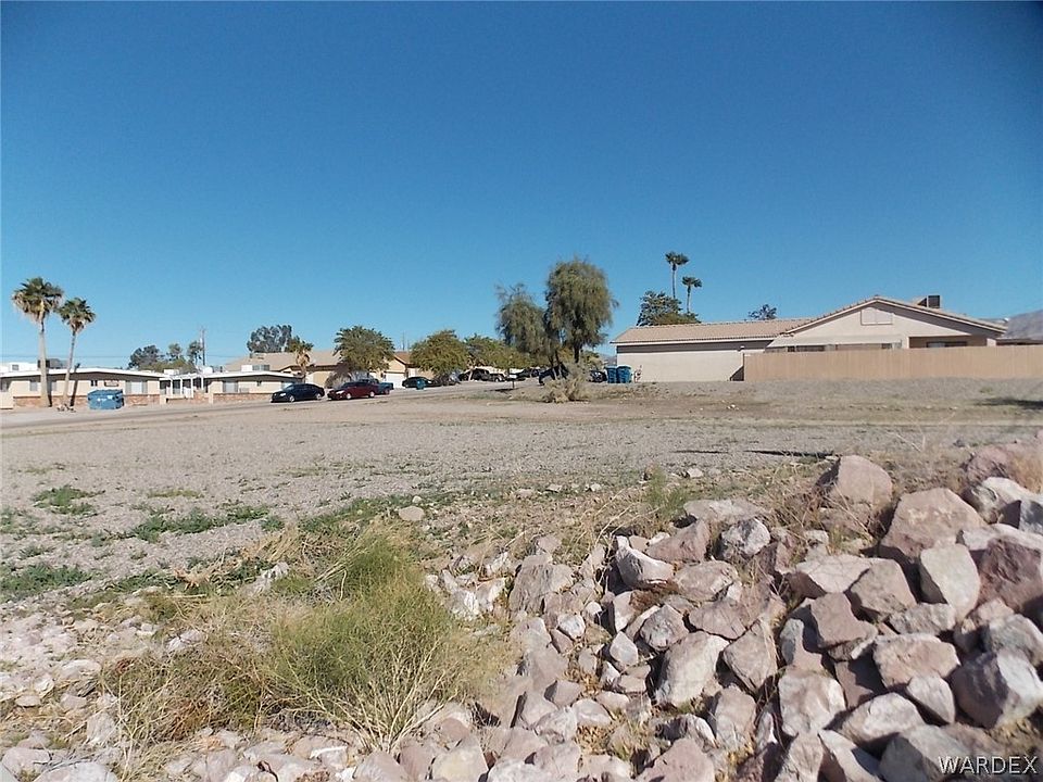 2nd image of 3424 N Oro Grande Boulevard