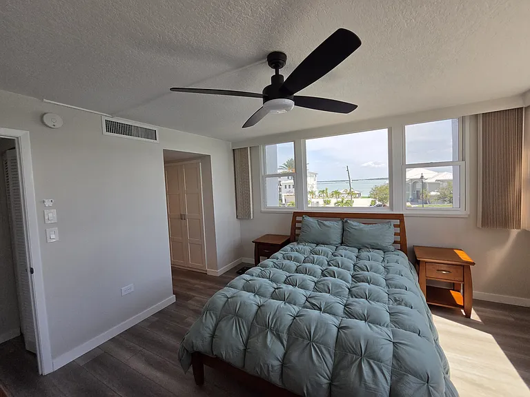 500 Treasure Island Cswy #307 — Photo 4