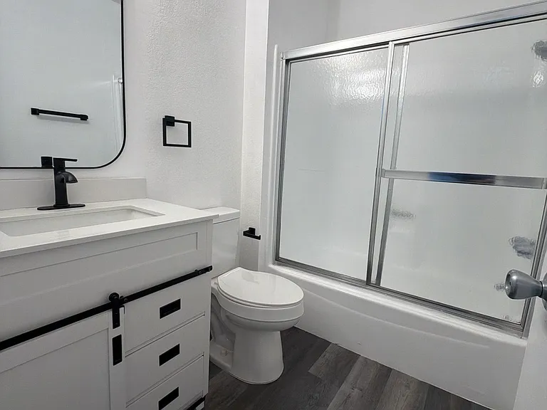 3935 Berry Dr #6 — Photo 9