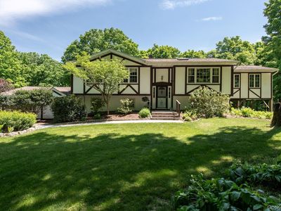 956 Pumpkin Lane, Clinton Corners, NY, 12514