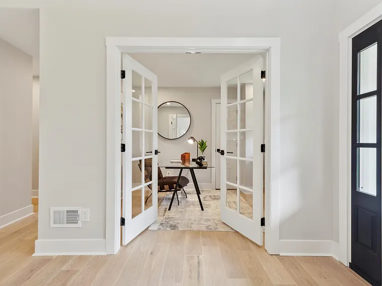 104 Furlong Ave — Photo 36