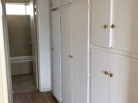 3rd image of 7135 Coldwater Canyon Ave APT 17