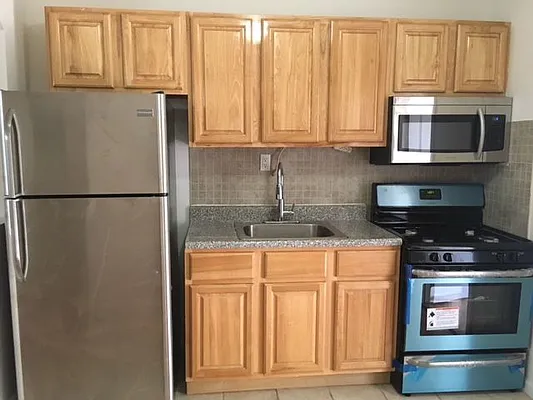 Rented by Olympic Property Management | media 6