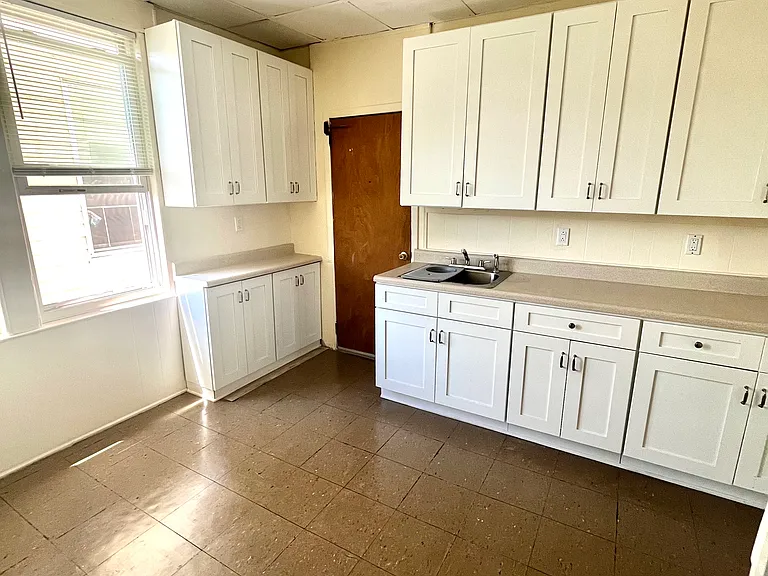 Spacious Kitchen with Pantry