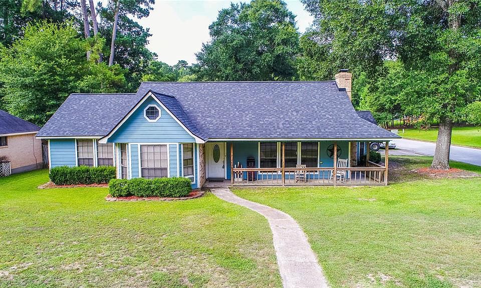 1st image of 3320 Thornwood Way