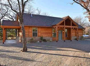 509 NW Eagles Landing Pl, Medicine Park, OK 73557