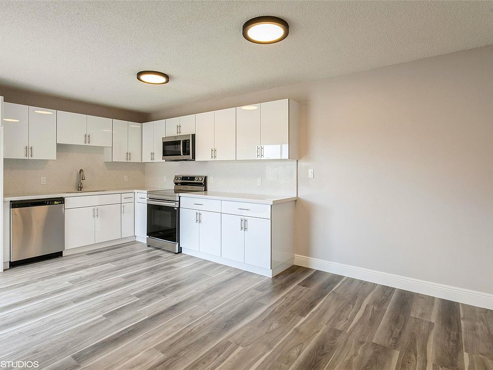 1st image of 3240 Meridian Way #A