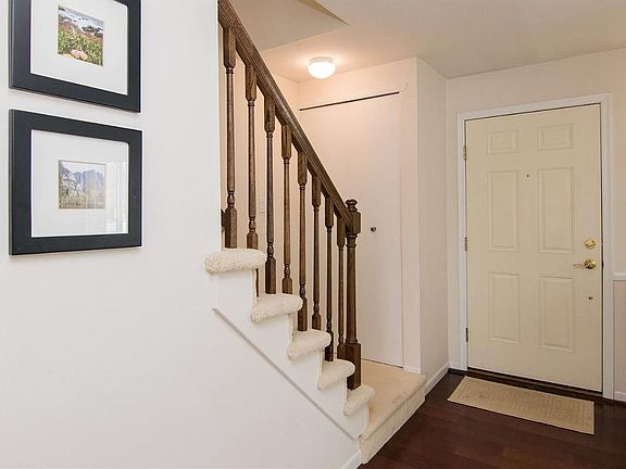 3rd image of 2185 Churchill Dr
