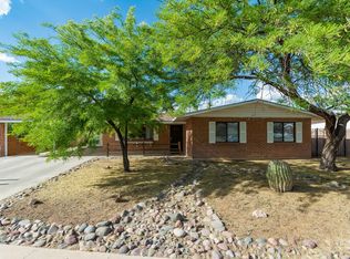 6855 E Lurlene Dr, Tucson, AZ 85730