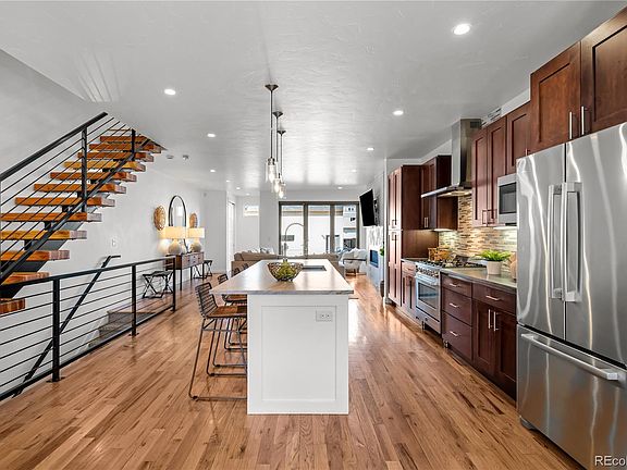 4th image of 4465 Stuart Street